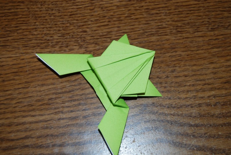 Оригами лягушка прыгающая: видео, схемы, мастер класс. Пошаговая ...