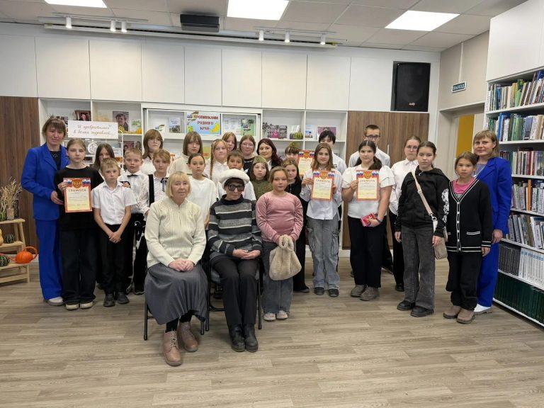 Летят в бессмертье журавли